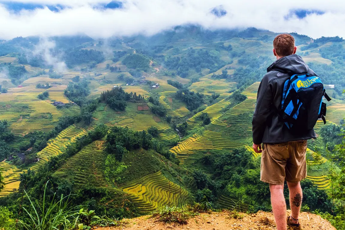 what to do in Sapa - trekking to hidden villages