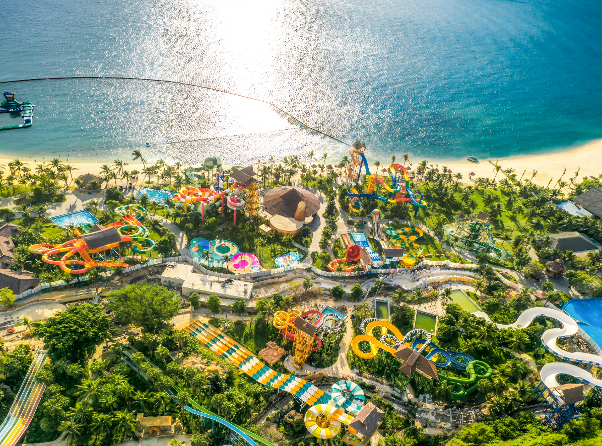 A thrilling ride at Vinpearl Land, one of the Nha Trang amusement parks