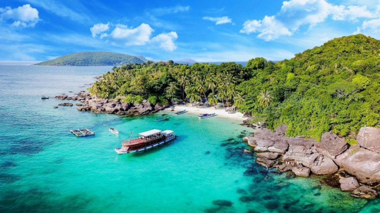 View of An Thoi Islands during a Phu Quoc snorkeling tour
