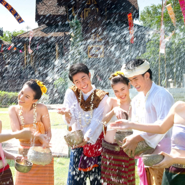 le-hoi-songkran-chiangmai