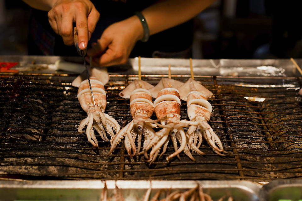 phu quoc night market grilled squid