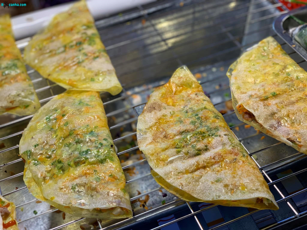 phu quoc night market banh trang nuong