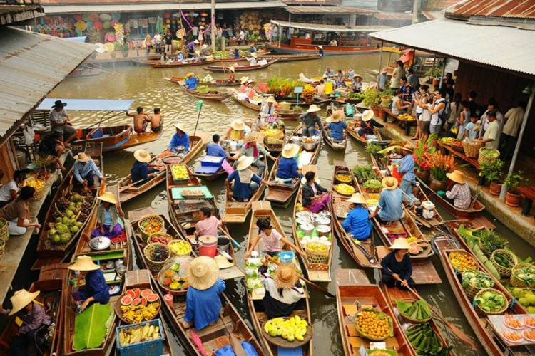 mekong delta floating market
