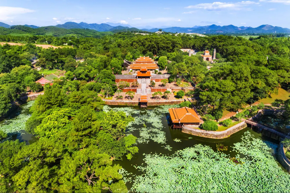 xuyên việt