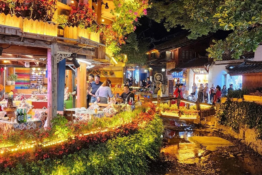 chợ đêm tứ phương phố cổ lệ giang