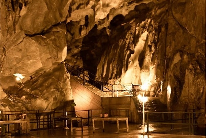 hang quân y đảo cát bà