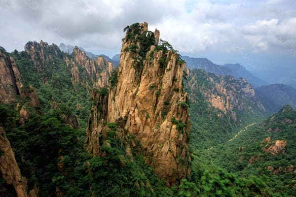 cảnh quan núi hoàng sơn
