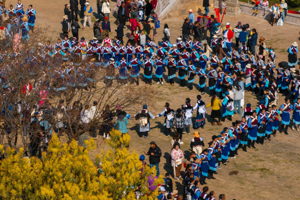 văn hóa nạp tây